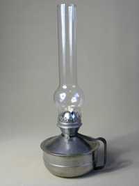 Metalowa lampa lampka naftowa typu kaganek lampa gospodarcza