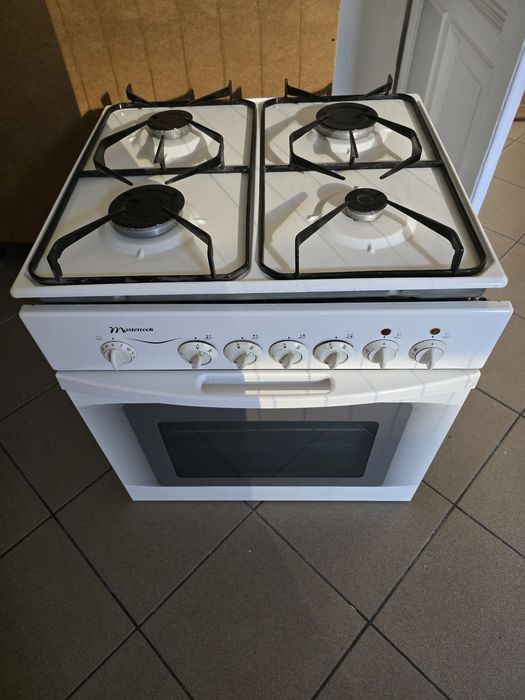 Kuchenka, płyta gazowa, piekarnik elektryczny Mastercook