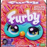 Furby zabawka interaktywna.