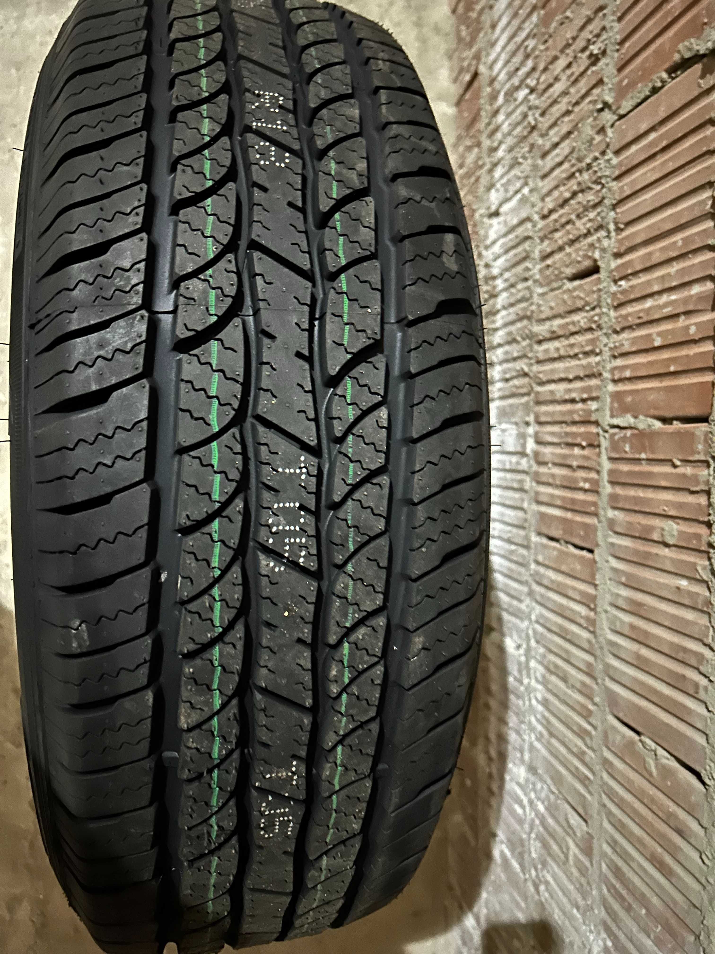 Колесо (диск + шина) 235/60 R18 107H 5x114