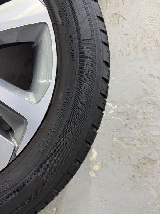 Продам колеса в зборі Пежо експерт 5/108 r17