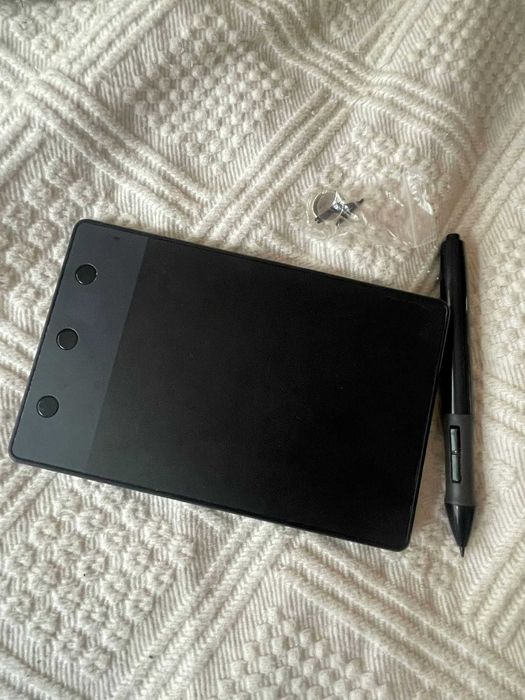 Mesa Digitalizadora Huion H420 + bolsa