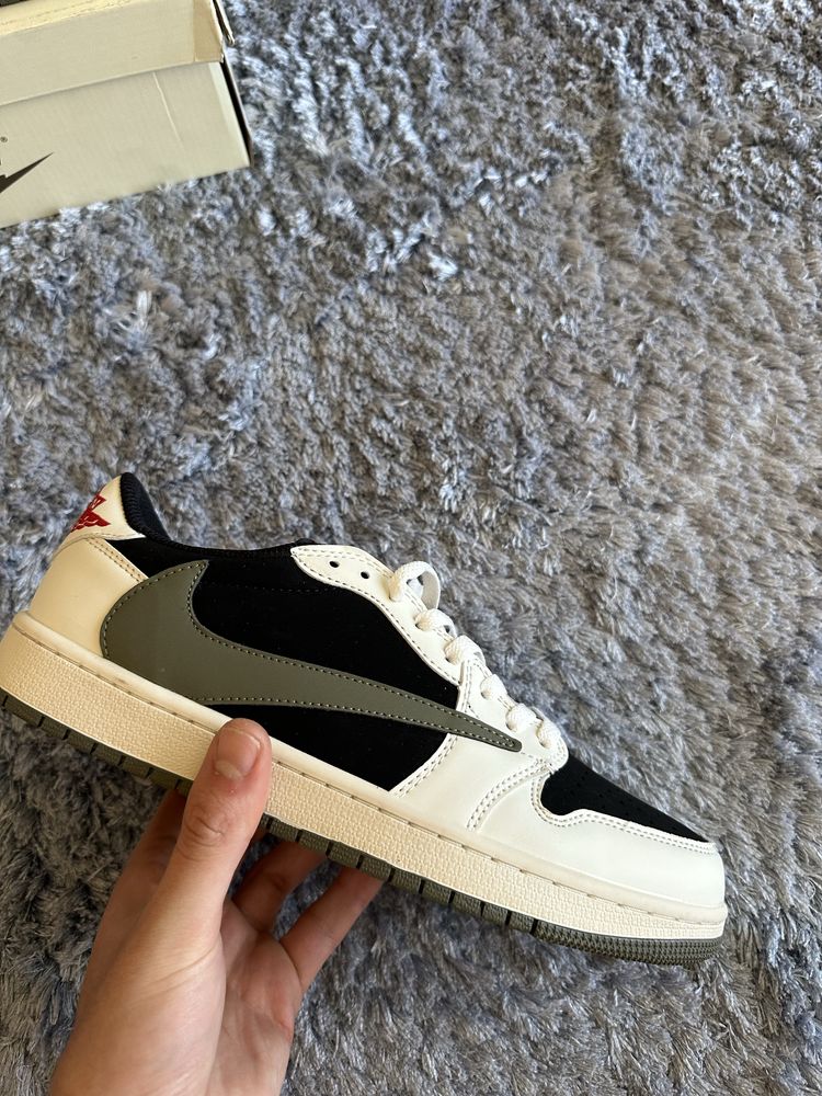 Nike Travis Scott