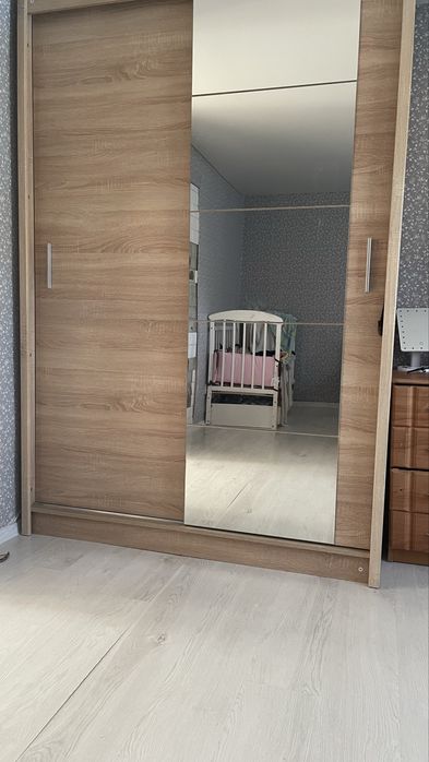 Шафа купе з юску в дуже хорошому стані