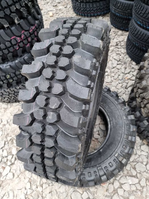 Opony Equipe 265/70 R17 Wzór Simex 4x4