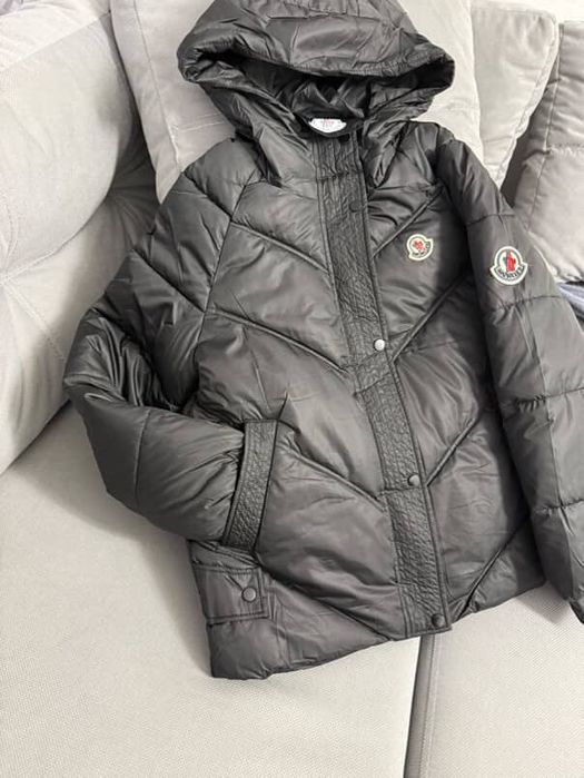 Пуховик Moncler оригинал базовый куртка, бомбер