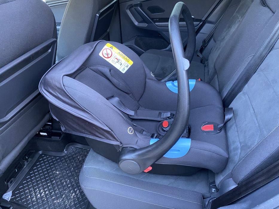 Автокрісло, люлька-переноска від 0 місяців