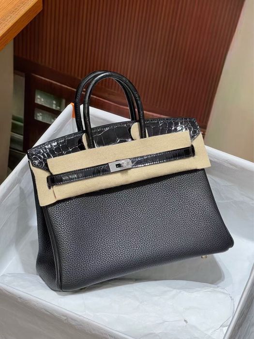 Hermes Birkin Touch 25 Alligator в наличии