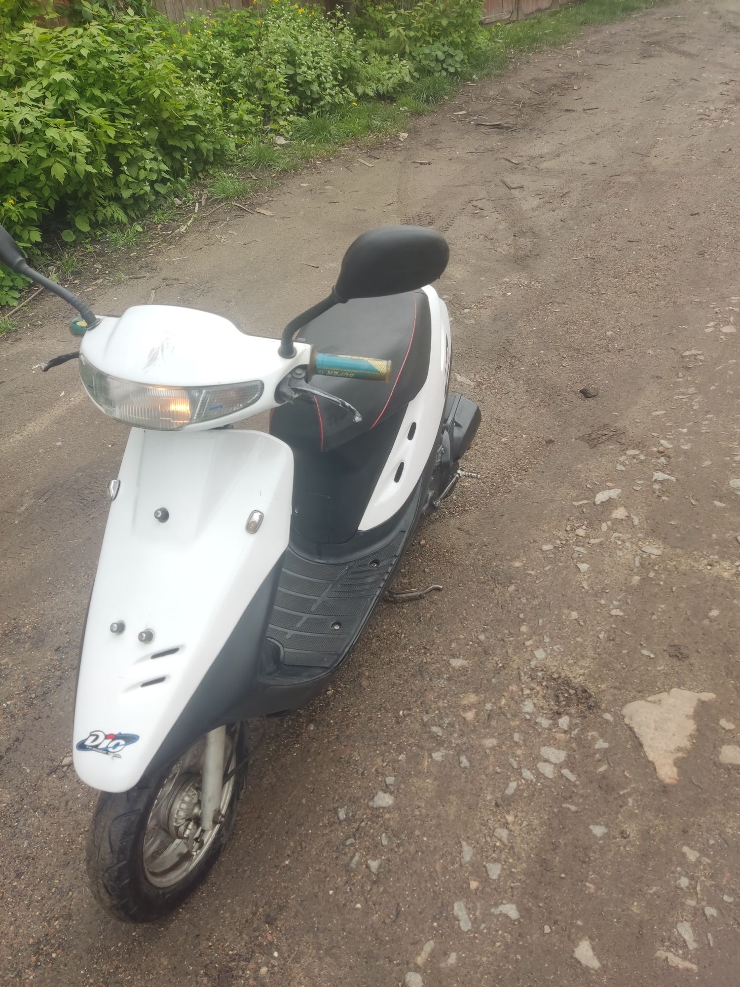 Продам мопед Honda Dio 27