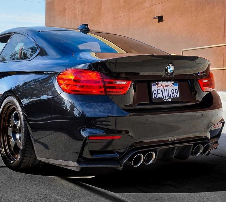 диффузор заднего бампера BMW F80 M3 F82 M4 карбон накладка V Style