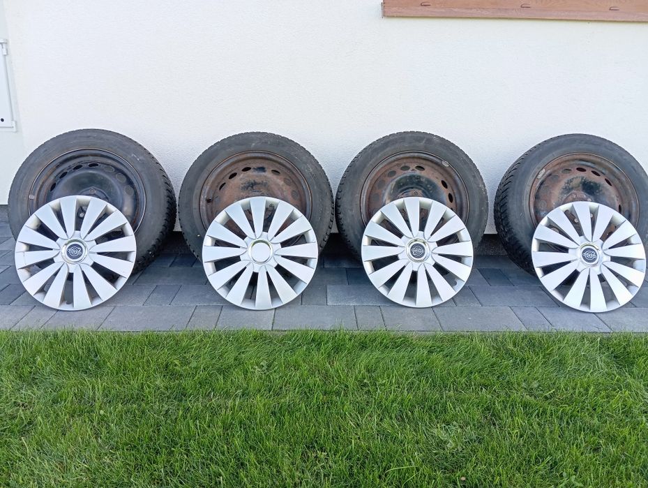 Felgi stalowe z oponami R16 Volvo 6,5Jx16x43