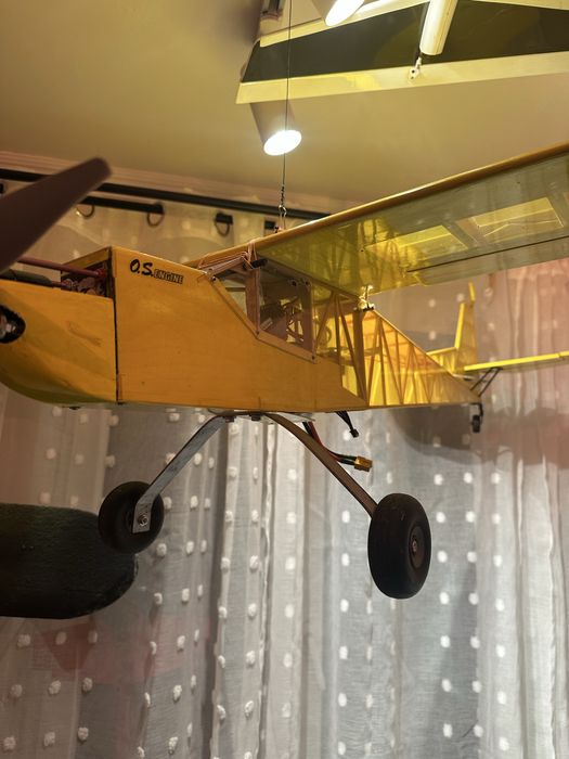 Samolot rc elektryczny