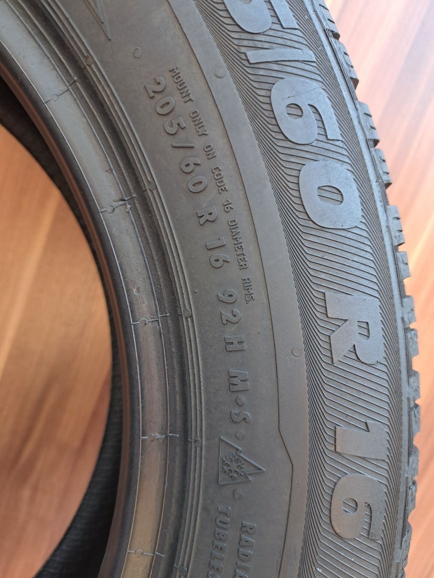 Opony całoroczne Semperit master grip2 205/60r16