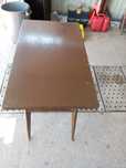 Mesa de TV antiga