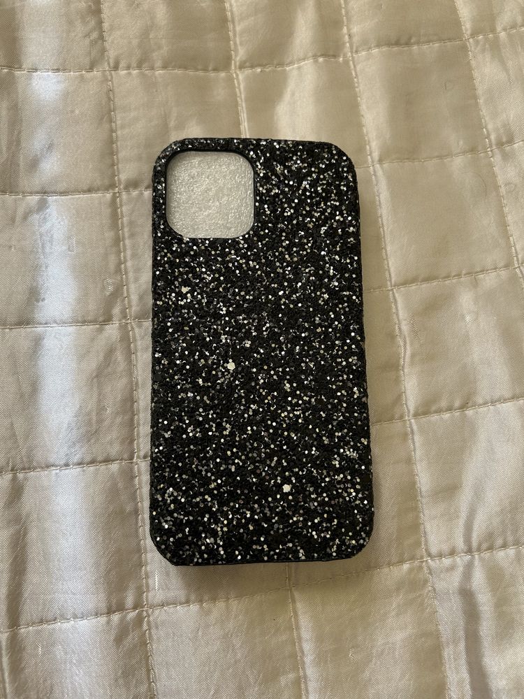 Etui na iPhone 12