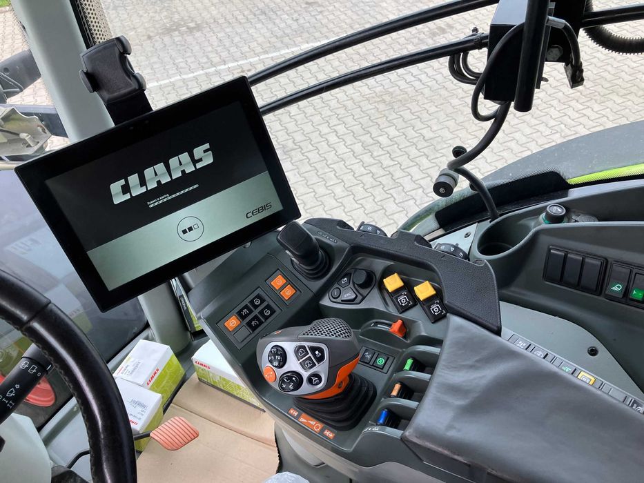 Трактор CLAAS AXION 870 2019 рік, 5999 мото/год