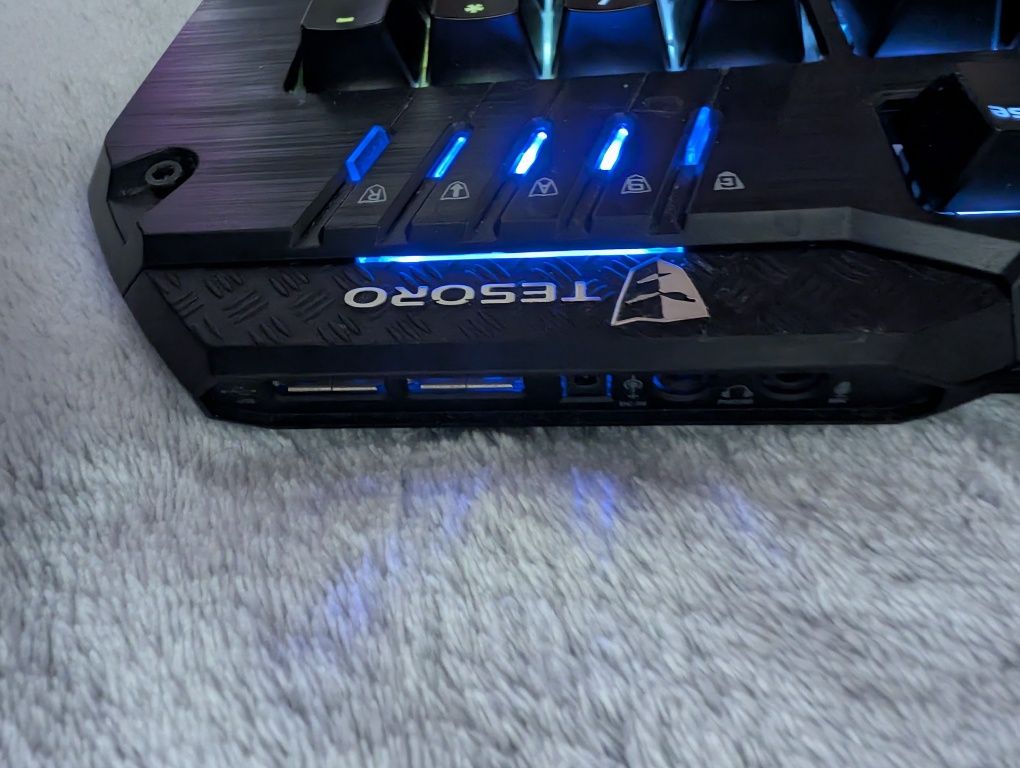 Клавіатура дротова Tesoro Lobera Spectrum Black Switch USB Black (TESO