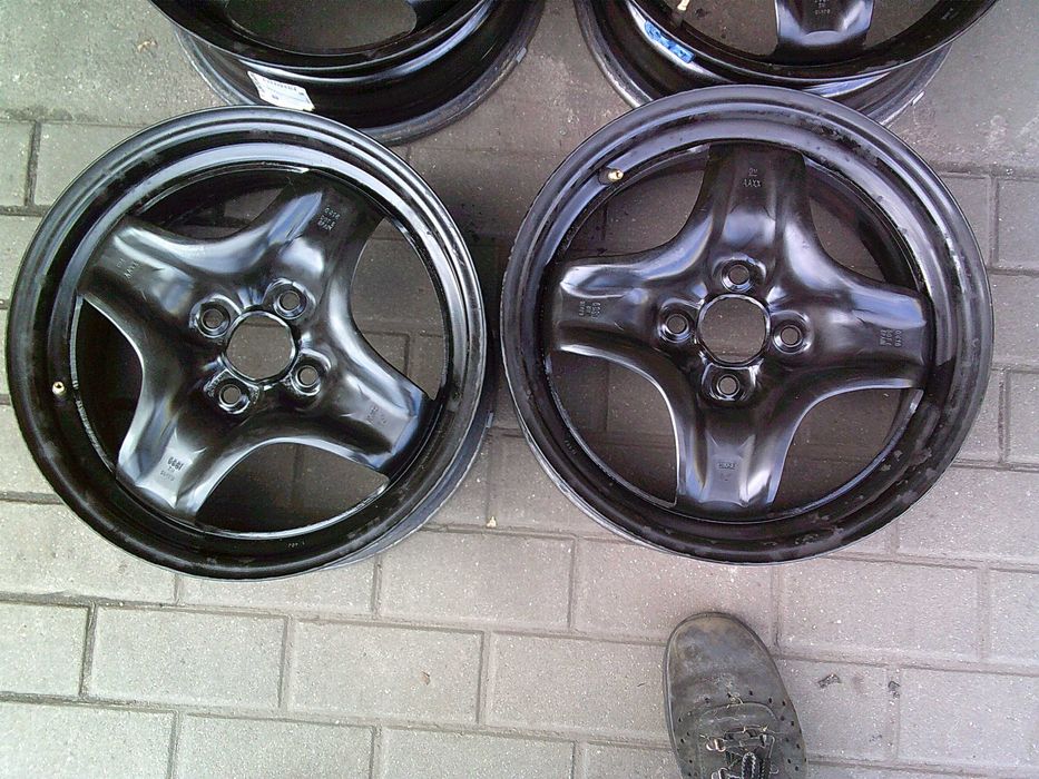 Felgi stalowe Opel 6J15 ET39 4x100 (czujniki+kołpaki)