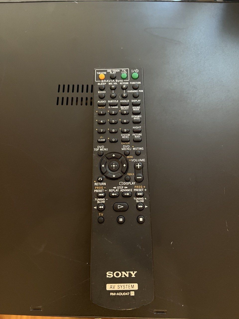 Медиаплеер Sony HCD-DZ685K