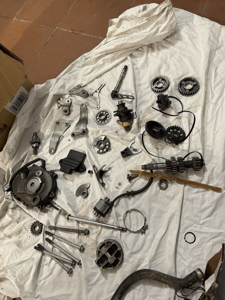 Części do yamaha yzf 250 rok14-18 głowica wydech moduł, staror magneto