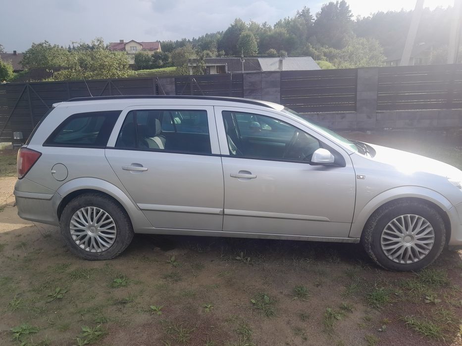 Продам Opel Astra H Універсал!!!