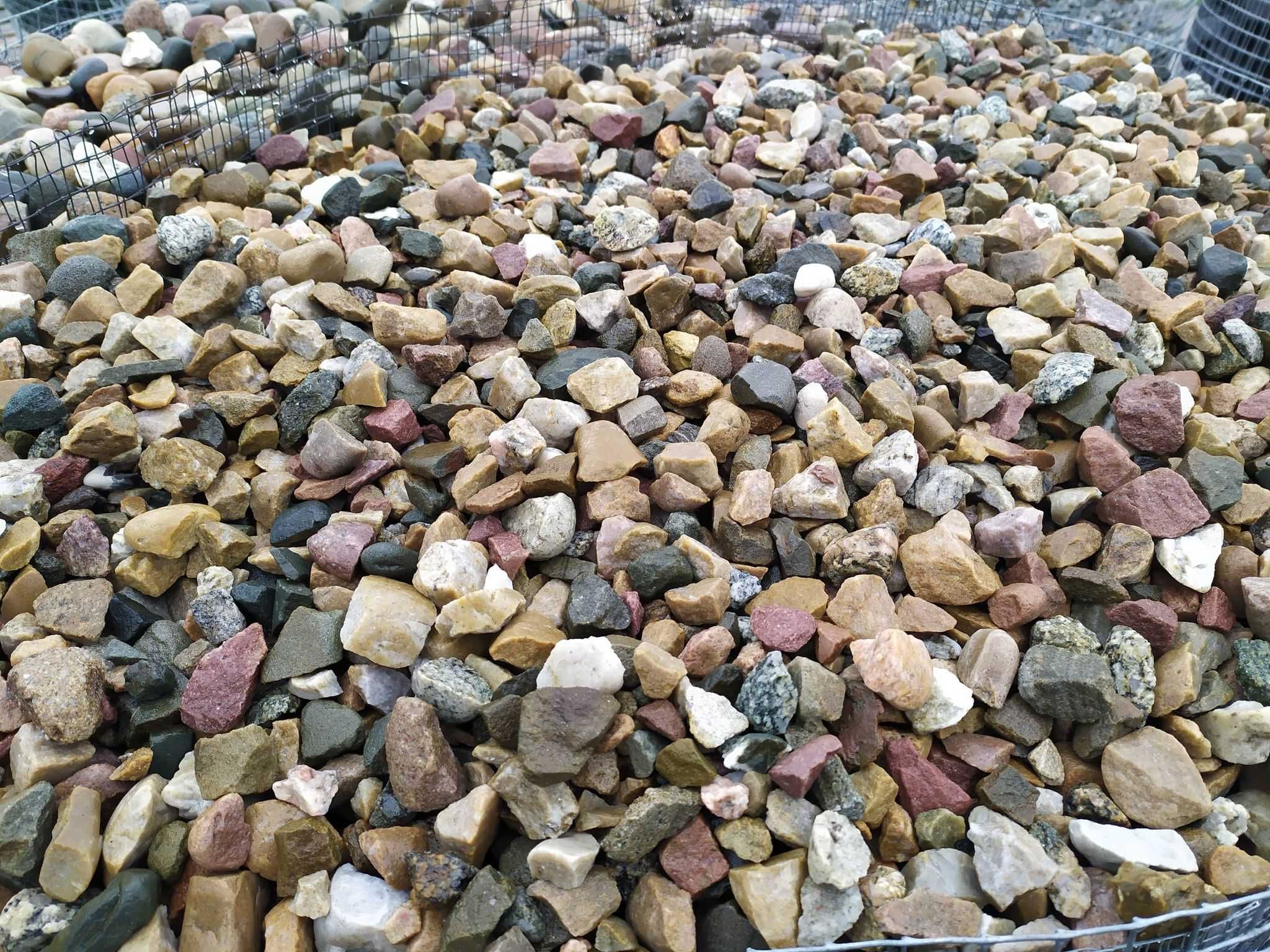 Grys ,żwir ,kruszywa piaski kamienie ozdobne