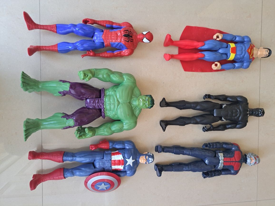Marvel - Super heróis - 30 cm