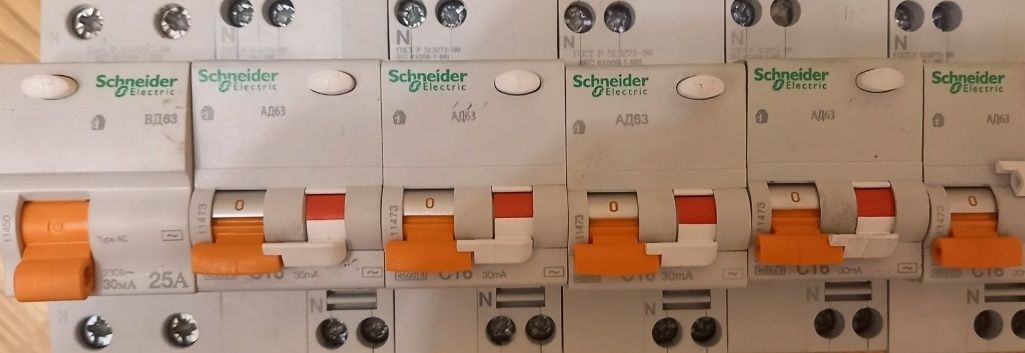 Автоматика Schneider Electric