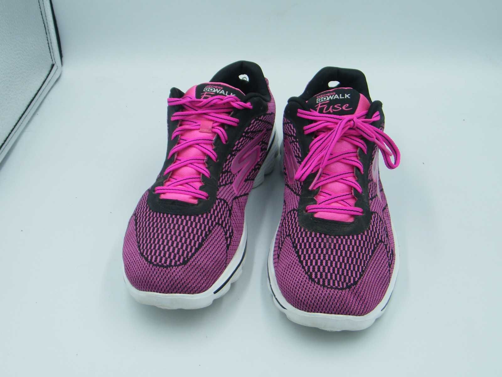 Skechers mega wygodne