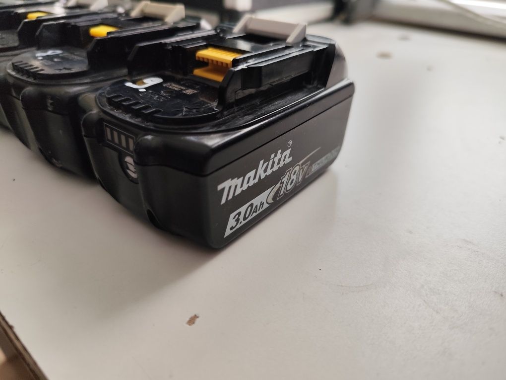 Akumulatory zestaw baterie Makita 18v bl1830 bl1850 oryginały testo