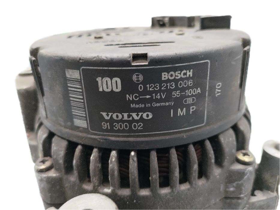 Alternador VOLVO V40 Combi (VW)
