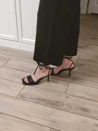 Sandały z wiązanymi paskami rozmiar 38 H&M