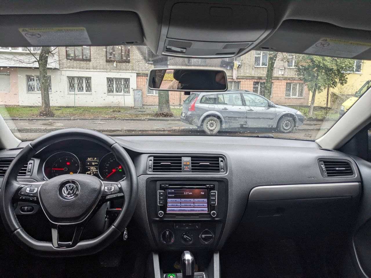 Авто під виплату VW Jetta