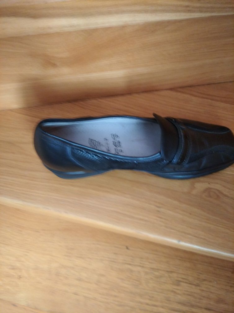 Кожаные,немецкие туфли  WALDLAUFER 42 размер