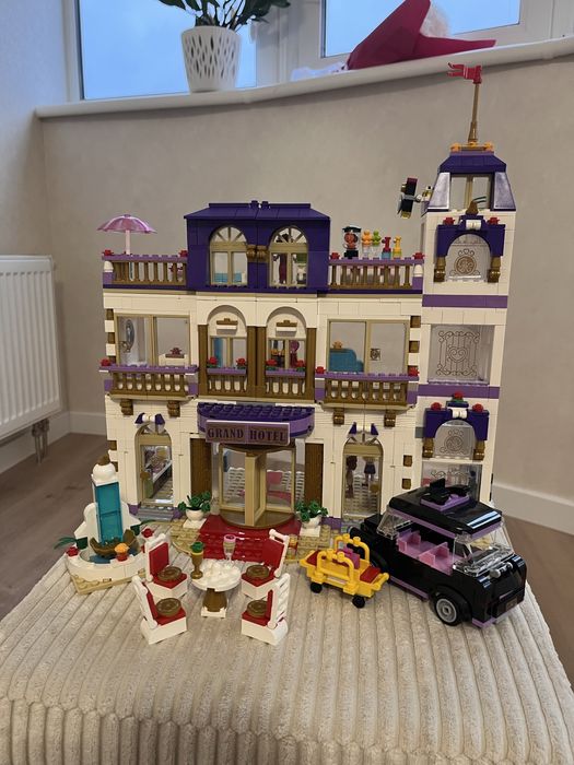 Конструктор Friends - Гранд готель "Хартлейк Сіті"