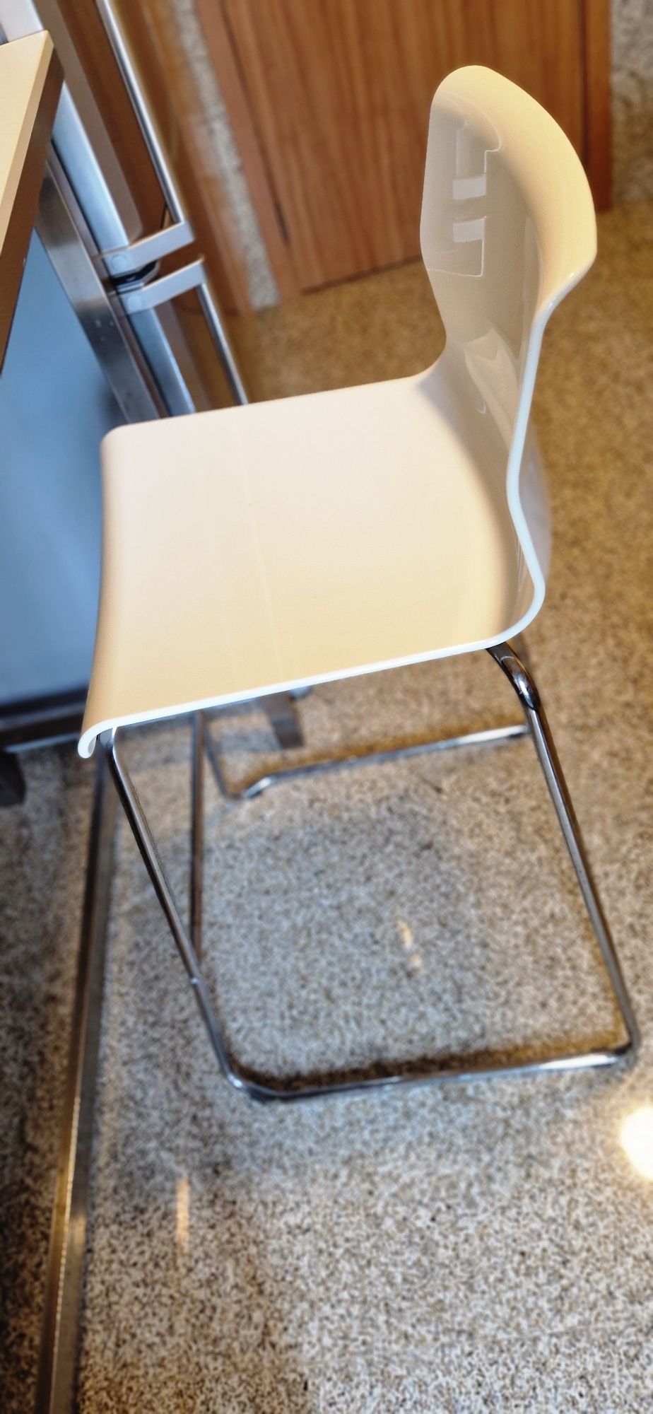 2 cadeiras altas ikea