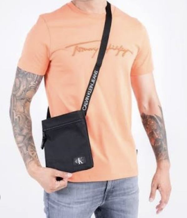 Calvin Klein Jeans - saszetka Micro Flatpack