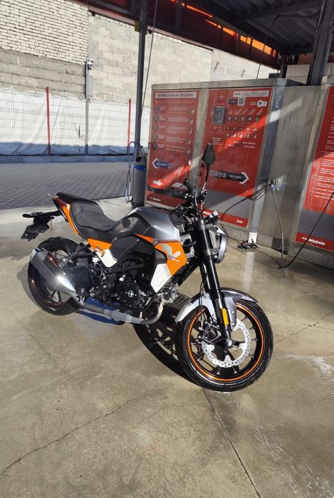 Niezawodny motocykl  barton naked 50 , motorower