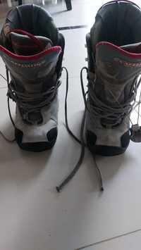 Salomon Malamute 43 1/3 buty snowboardowe