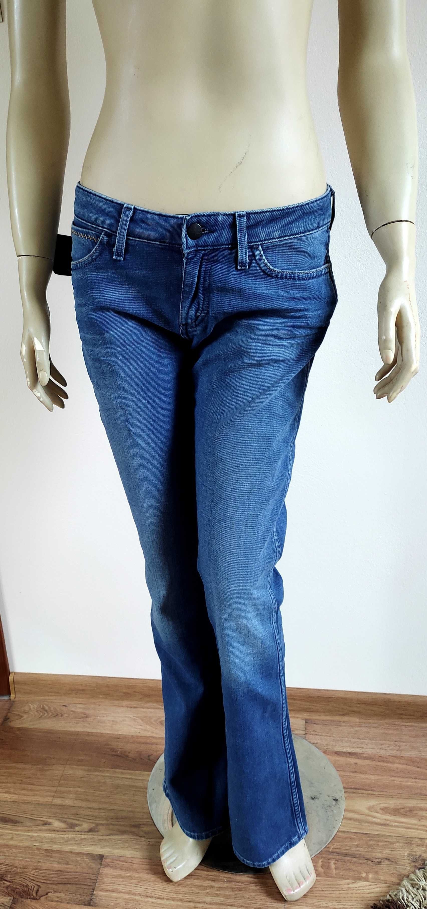 Wrangler dżinsy jeansy dzwony W28 L34