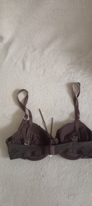 Brązowy biustonosz 80B