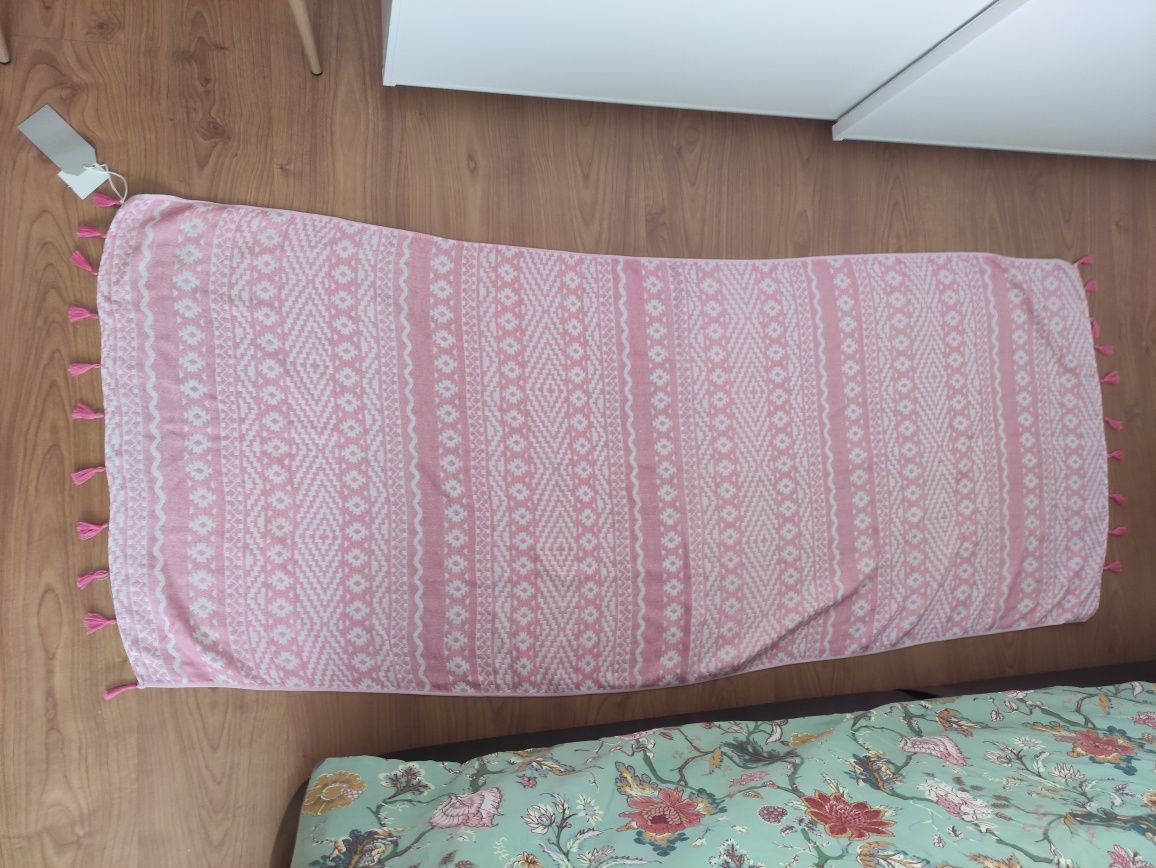 Toalha de praia nova com etiqueta, 180 X 70cm