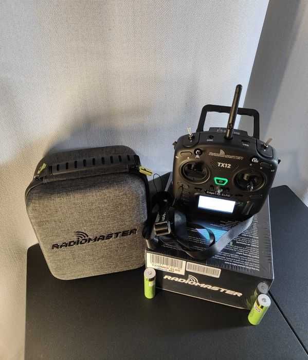 Radiomaster TX12 MKII Новий ERLS FCC Кейс Акумулятори 18650