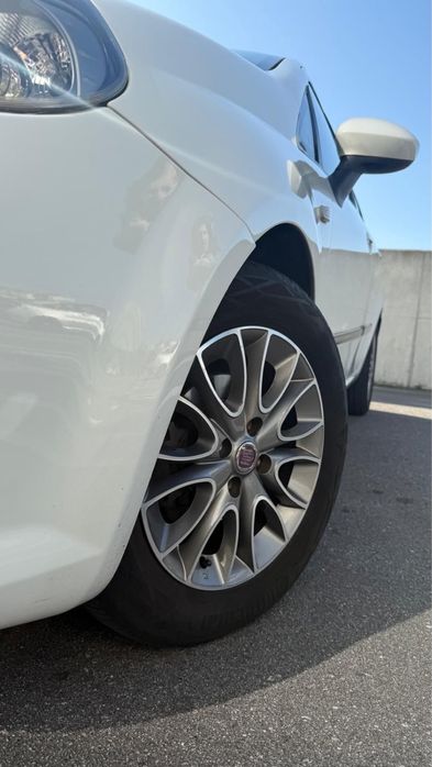 Fiat Punto Evo 1.2 Gasolina (2011) - Excelente Oportunidade!