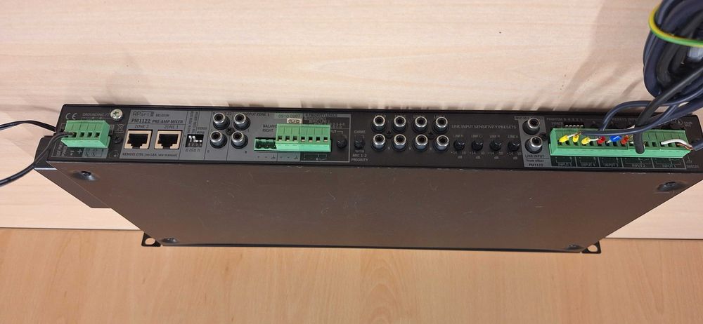 APART Audio PM1122 Przedwzmacniacz Professional Stereo Pre-Amp Mixer