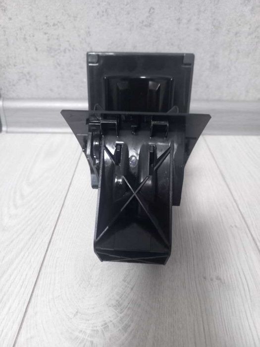 Подстаканник  Mercedes Vito 639