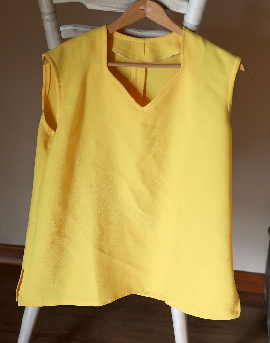 żółta bluzka bez rekawow szyta na miare