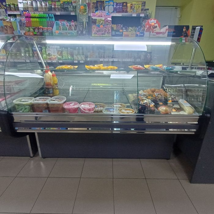 Холодильна вітрина 1.5м/2.4м