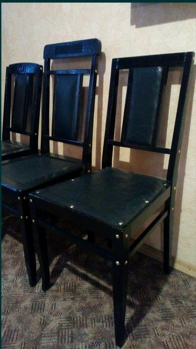 Стулья сталинские, венские, столики, этажерки, полки. Мебель.