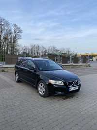 Продам Volvo V50 D4